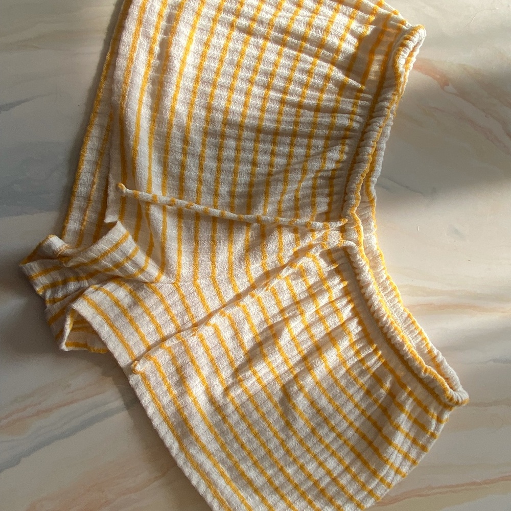 Sleep Lounge Shorts l Yellow Stripped l XS l Old Navy